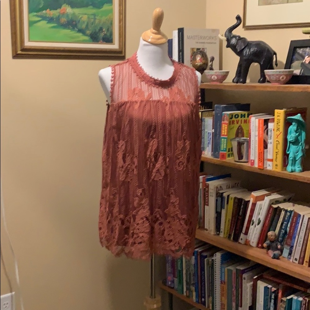 Sleeveless top.